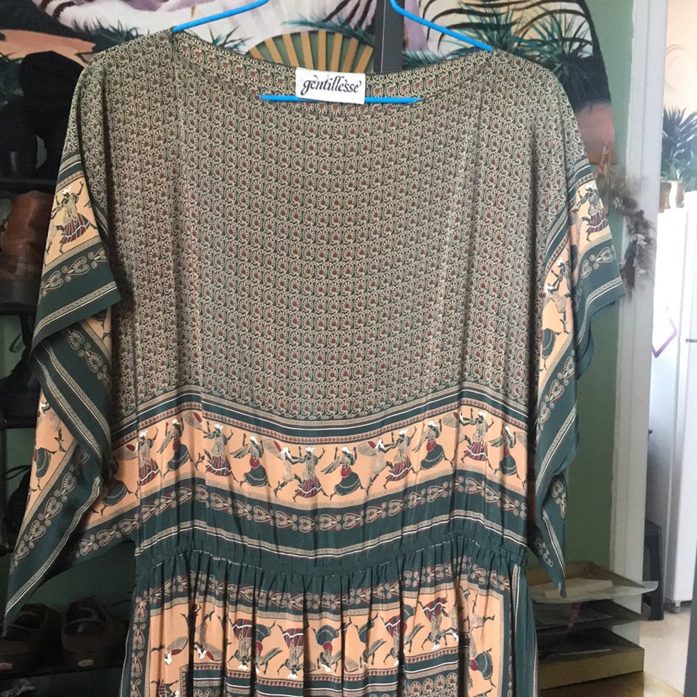Vintage Gentilesse Greek figurine silk dress
